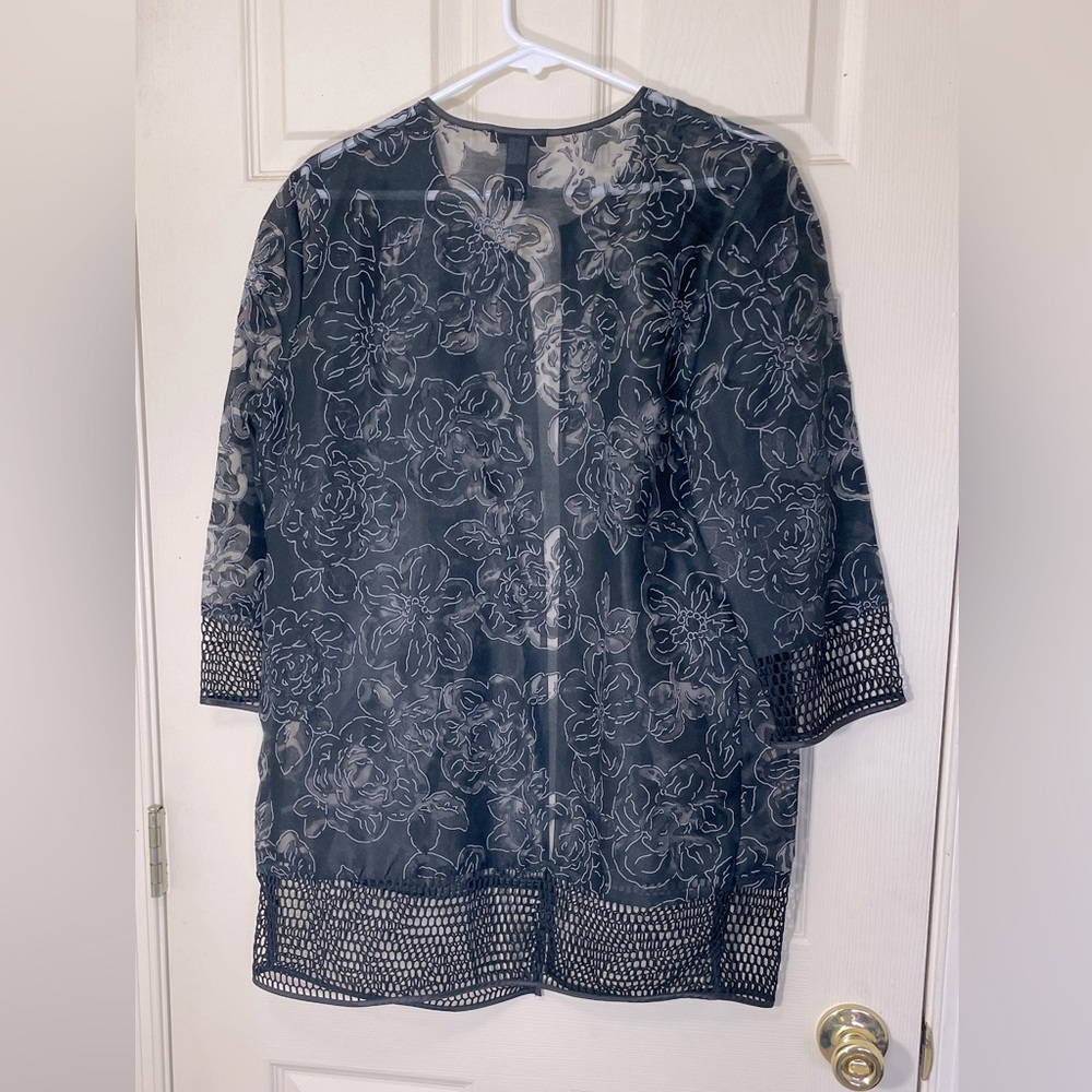 NWOT Alfani Women’s Oversized Black Jacket Size Medium Sheer Floral Pattern